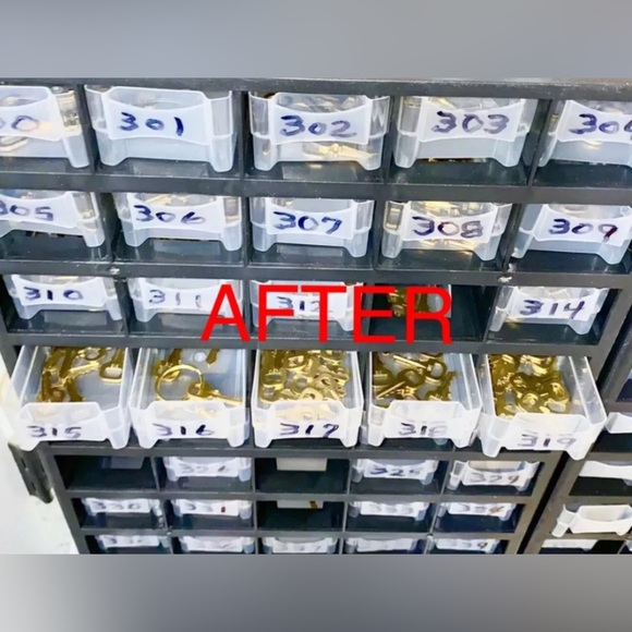 Louis Vuitton Key 1 pc 💯%Authentic - Picture 5 of 7